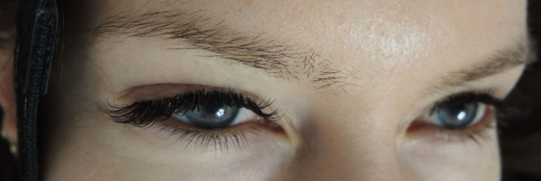 Отзыв о "конфетке" - наращивание ресниц =)