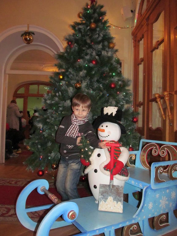 Теперь мы театралы)))