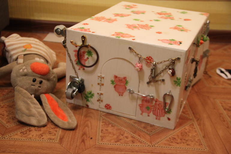 Замочковый домик