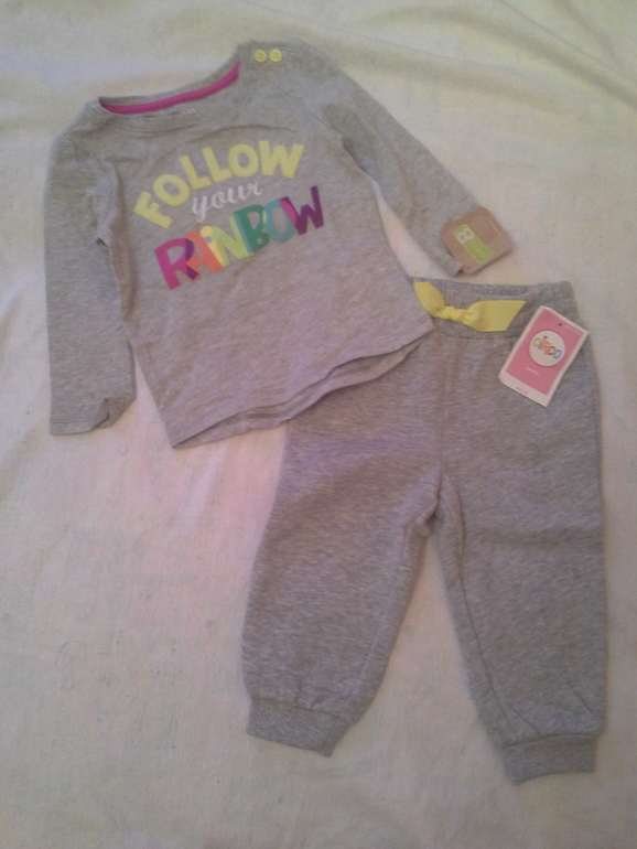 Папуля вернулся из командировки...