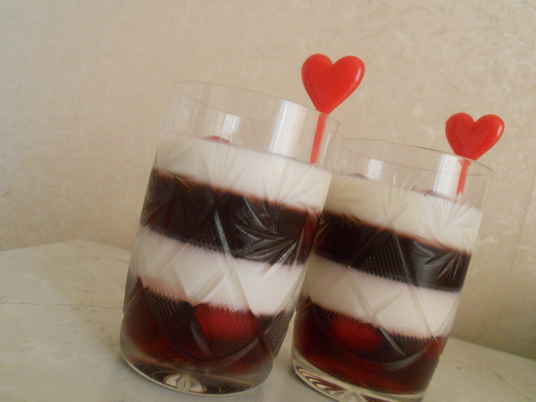 Сливочно-вишневый десерт!
