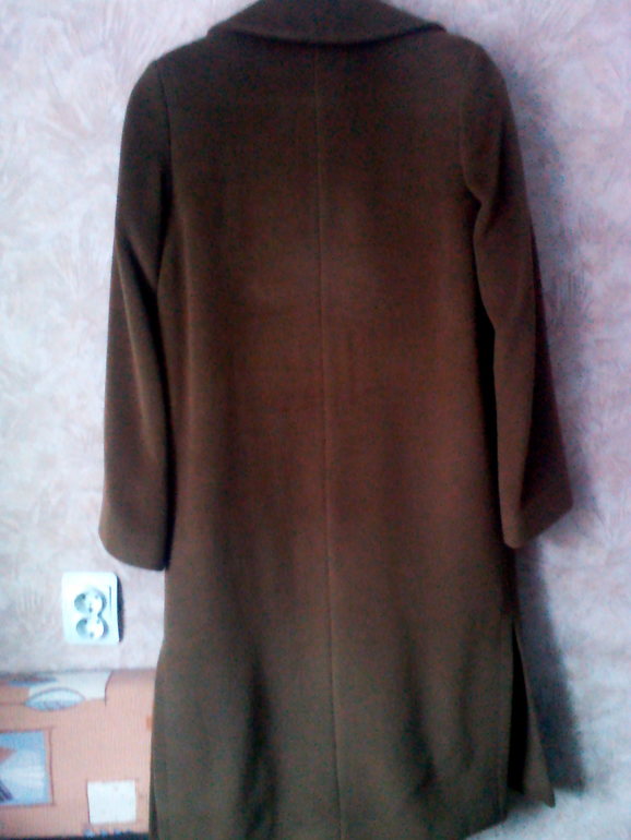 Пальто классическое р.46,почта,регион 1800