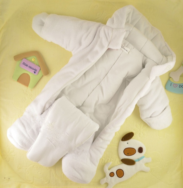 Детский комбинезон пуховик (новый)