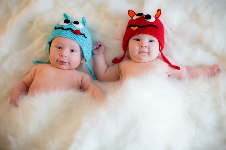 Давненько не брала я в руки крючок... или шапочки для фотосессий)