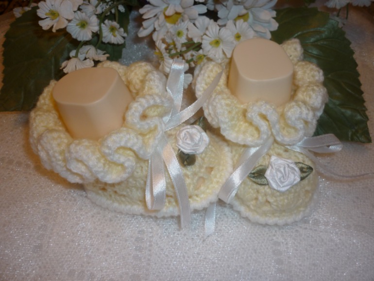 Пинетки для малышки. Вяжу на заказ.