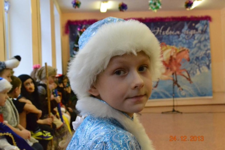 Елка дочки и сына.