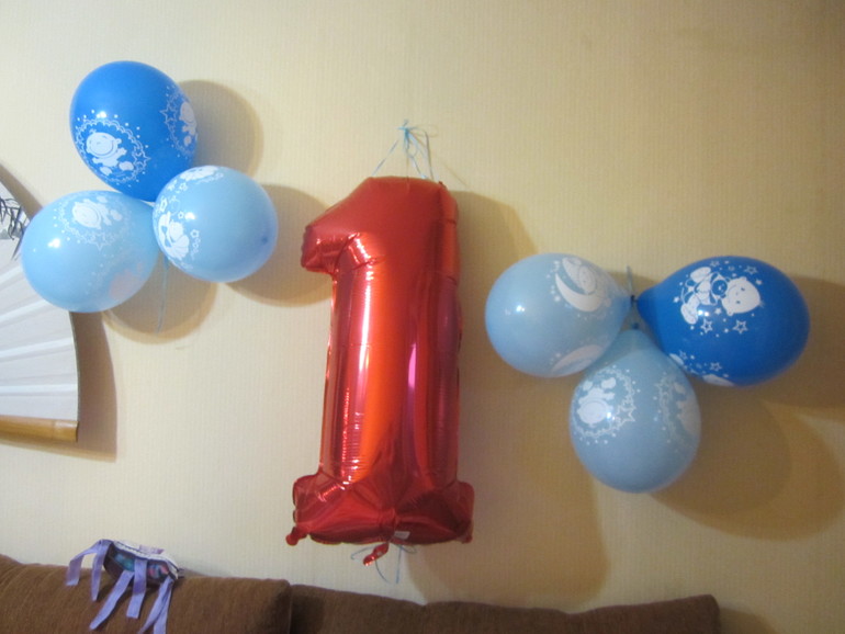 нам год))))и новый год)))