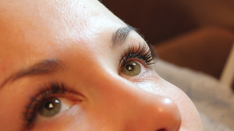 новая работа Света наращивание ресниц и волос 903 173 42 01