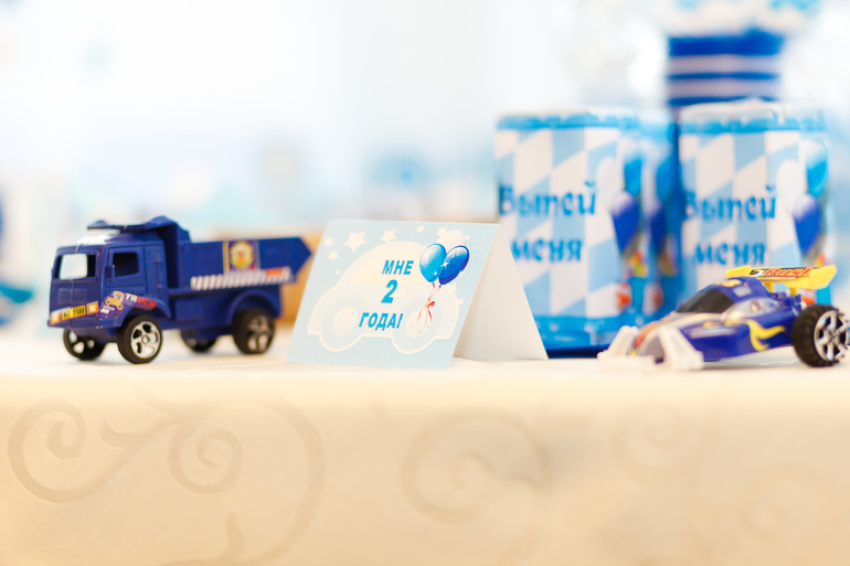 День рождения сыночка 2 года в голубо-белом цвете=)