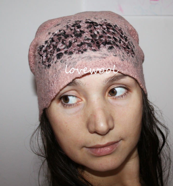 шапочка к прошлогоднему комплекту Лео