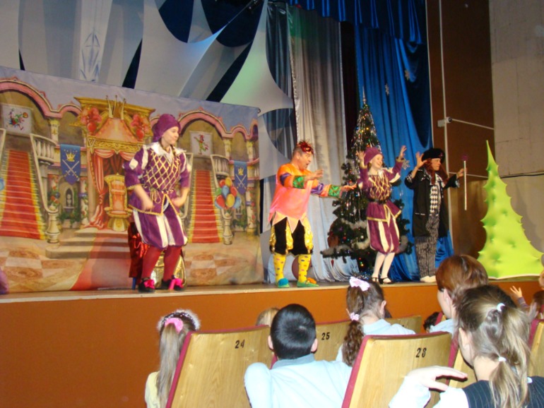 Елка в ДК....