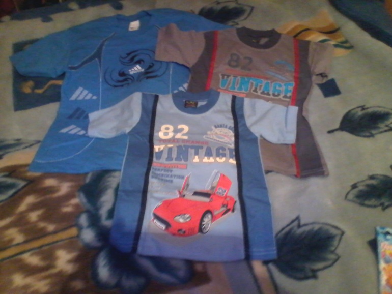 и мы с подарочками)