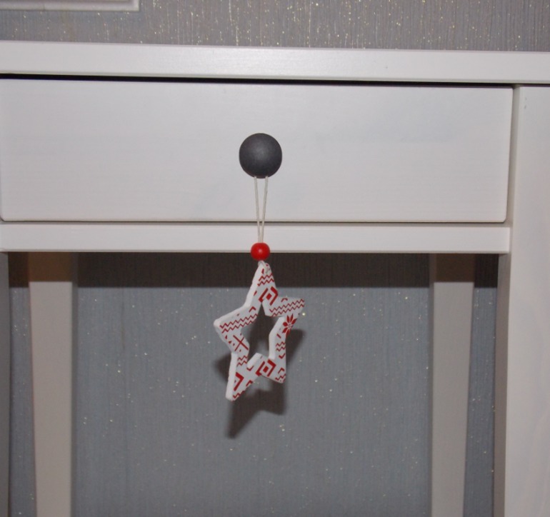 И мы украсили наш дом!!!