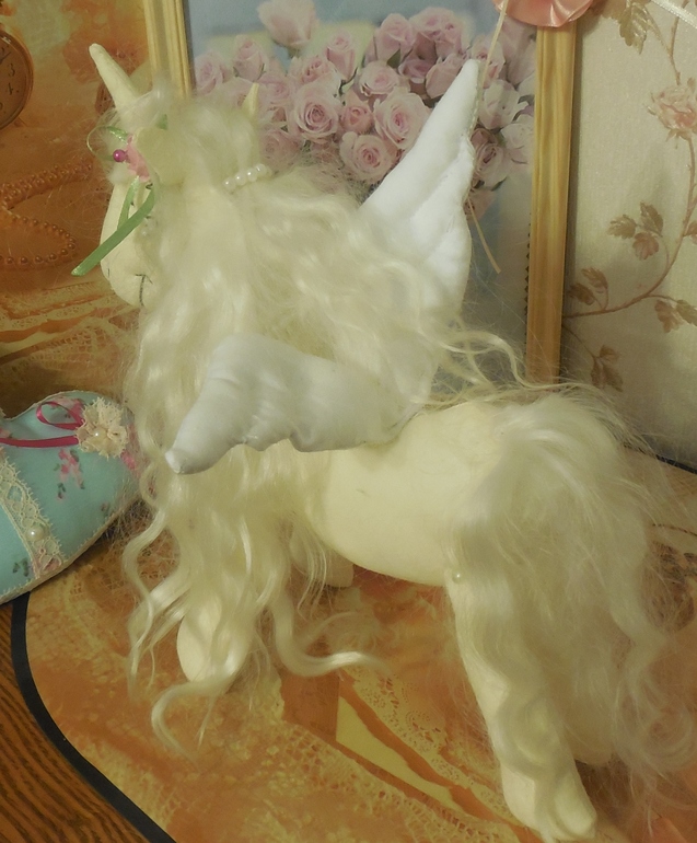 Конь-Единорог