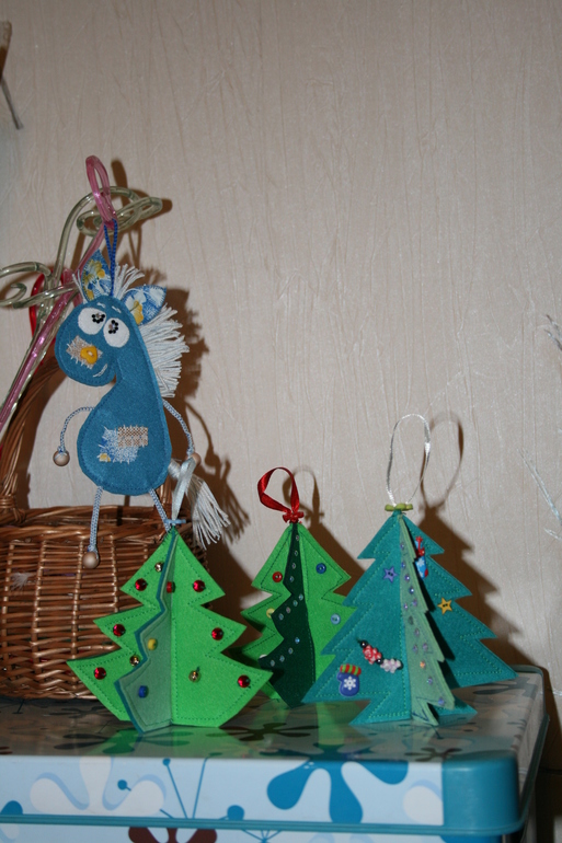 Мои Новогодние сувениры для сотрудников мужу на работу