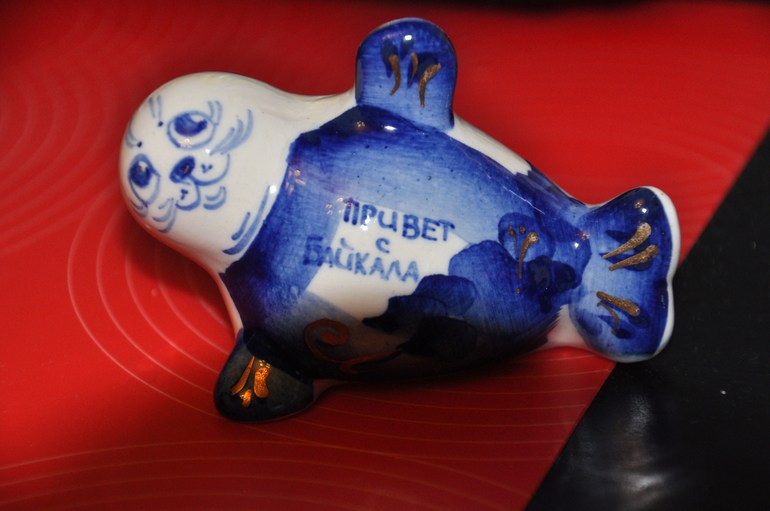 а наша снегурочка из города Зима )))