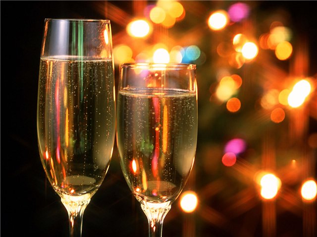 Давно думала написать, а теперь Новый год, и ..пора написать)