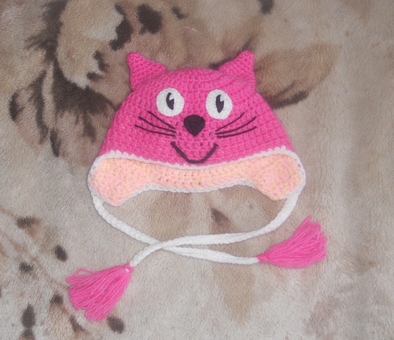 Шапочка для малышки.Ждём её со дня на день!