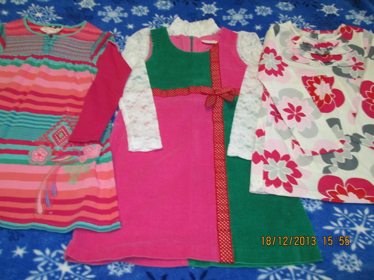 Фирменная одежда на девочку 3-4 лет.