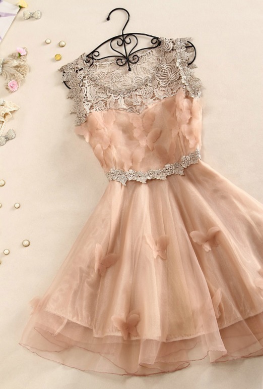 Модные тенденции в женской одежде:весна-лето 2014 года!от 2000р