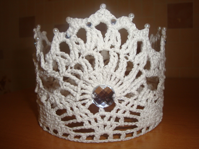 А вот и наша корона!