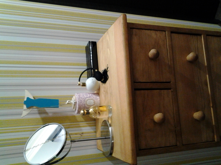 Комодик для безделушек