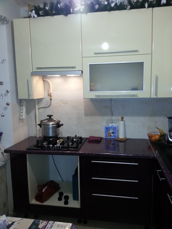 Не могу определиться с фартуком и обоями