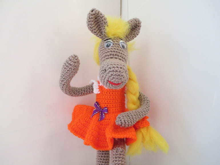 Лошадка балеринка Лола