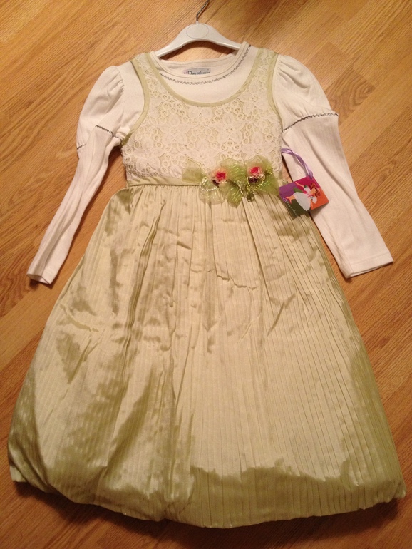 новый нарядный комплект  122-128 : Москва и регионы