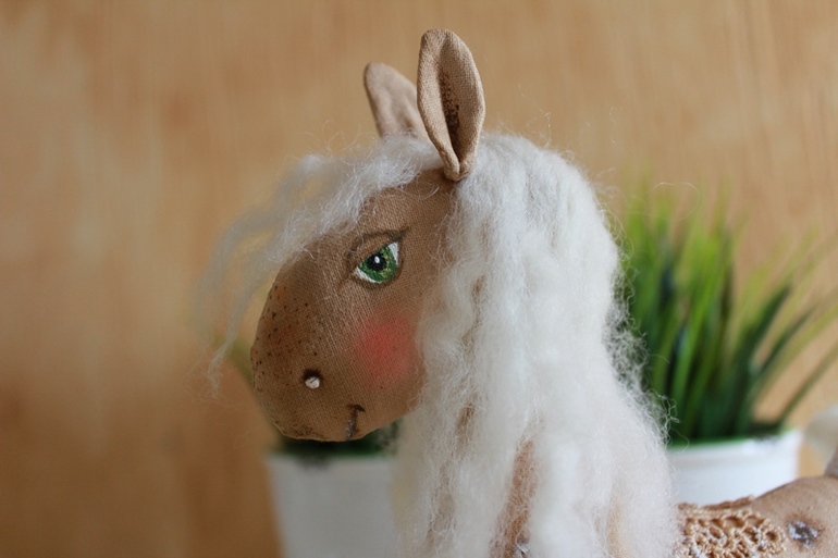 Я люблю свою лошадку.....