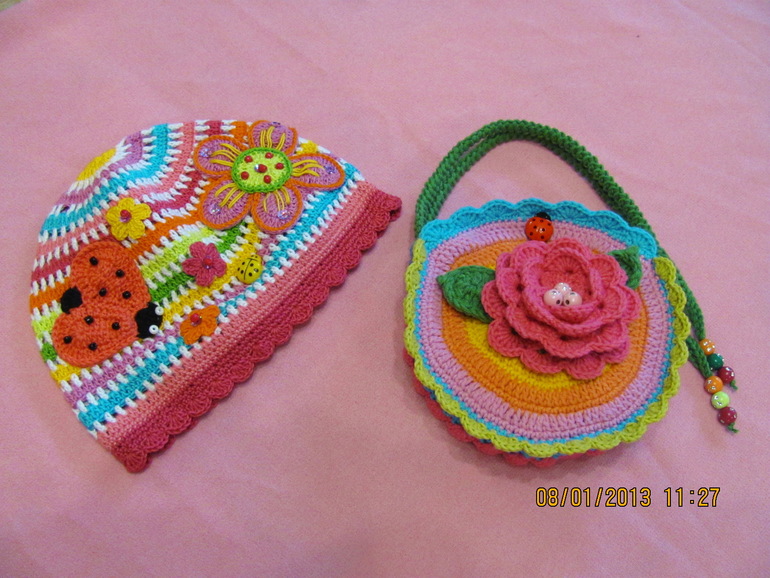 Комплект " Радуга " по мотивам Вендулы М.