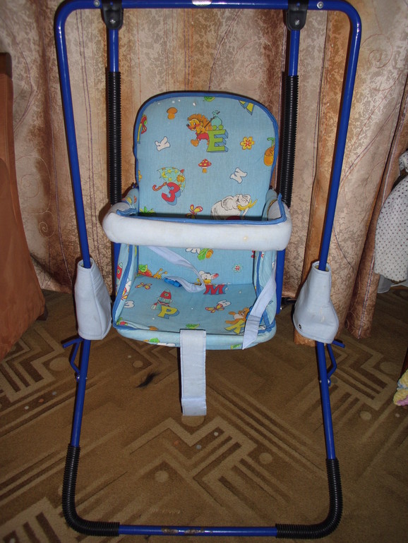 Детские напольные качели