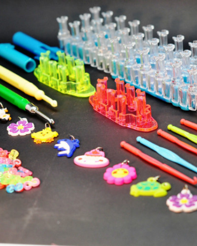 Наборы для плетения браслетов loom bands 18000 Наборы для плетения браслетов loom bands 18000