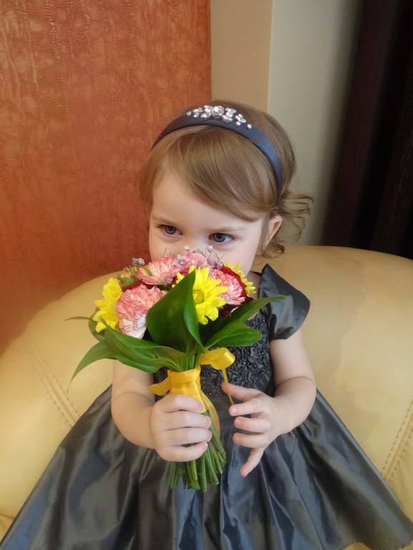 А нам сегодня полтора года!!!