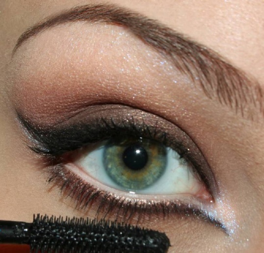Как сделать макияж smoky eyes