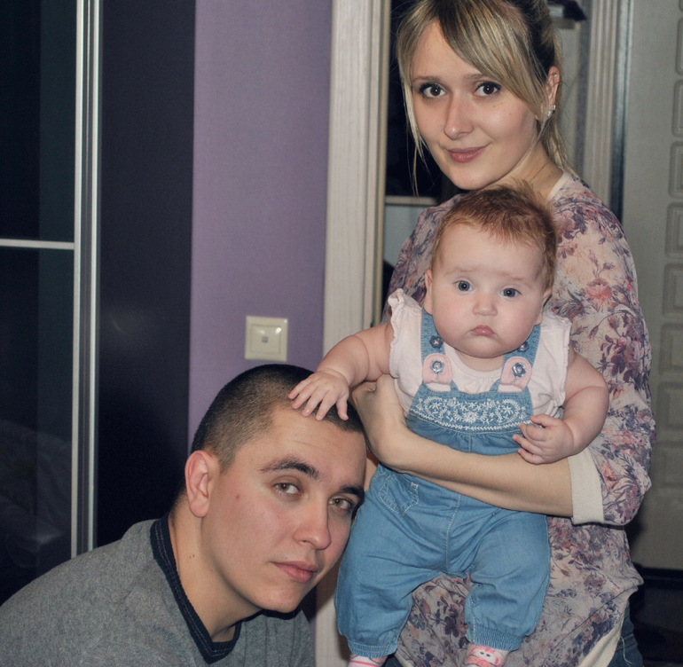 У нашей дочки родился двоюродный братик)