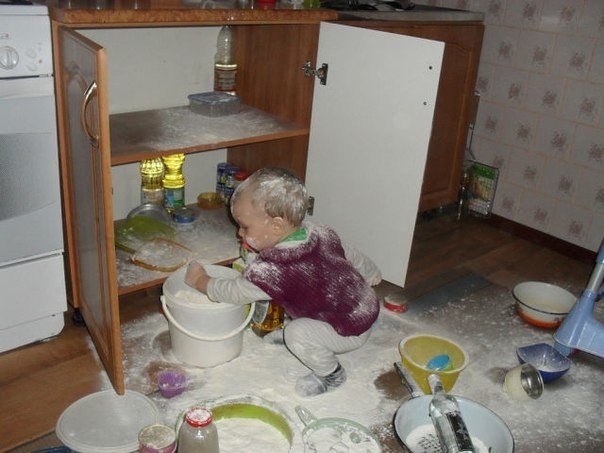 Мама! Ты сиди, сиди в интернете....