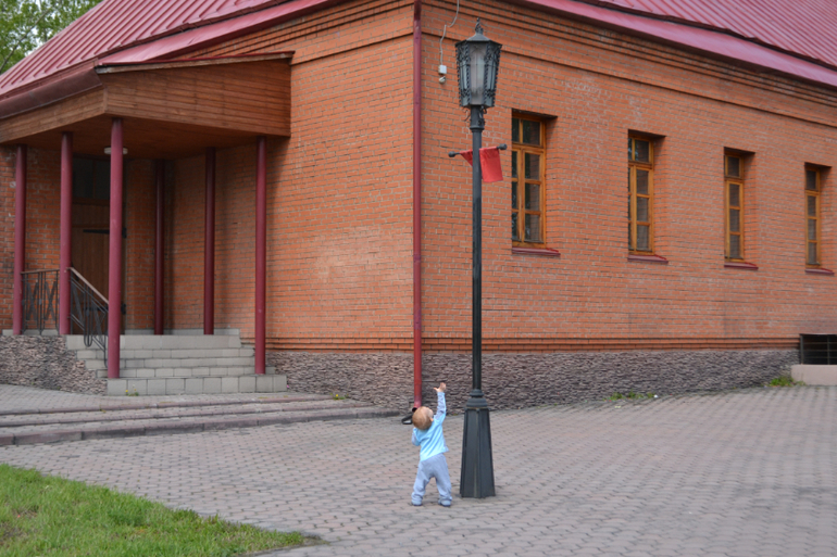 Дела Майские