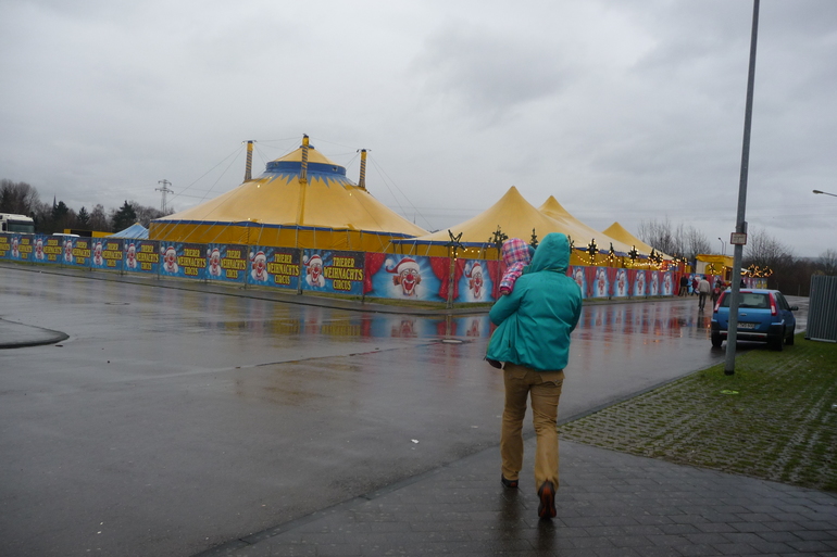Наш первый поход в цирк в городе Триер.