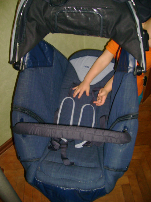 Продаю коляску Bebe Confort Everest в состоянии новой