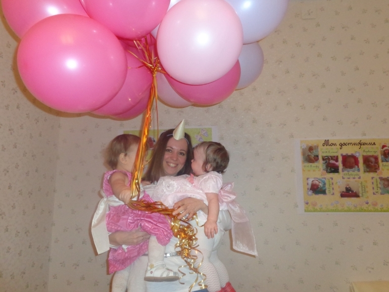 Вот и нам 1 годик!!!!