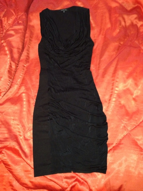 Продаю платье Patrizia Pepe 2500р