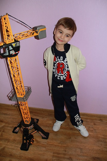 Артем)