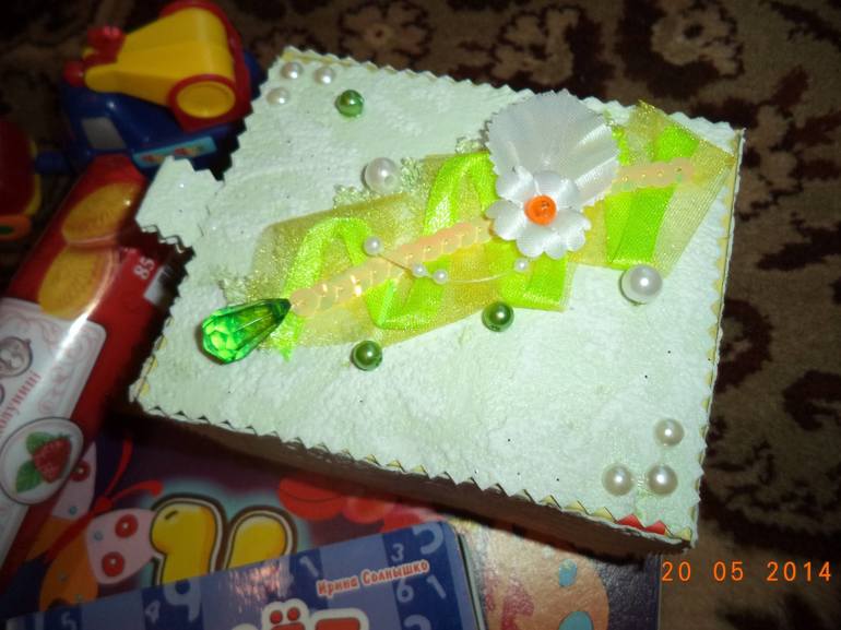 Кирюша с подарками к 1 июня)))