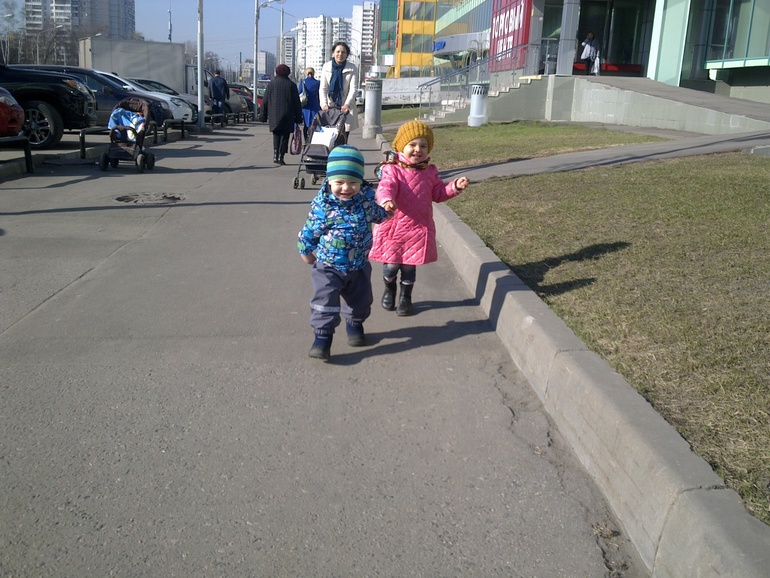 Дима поет