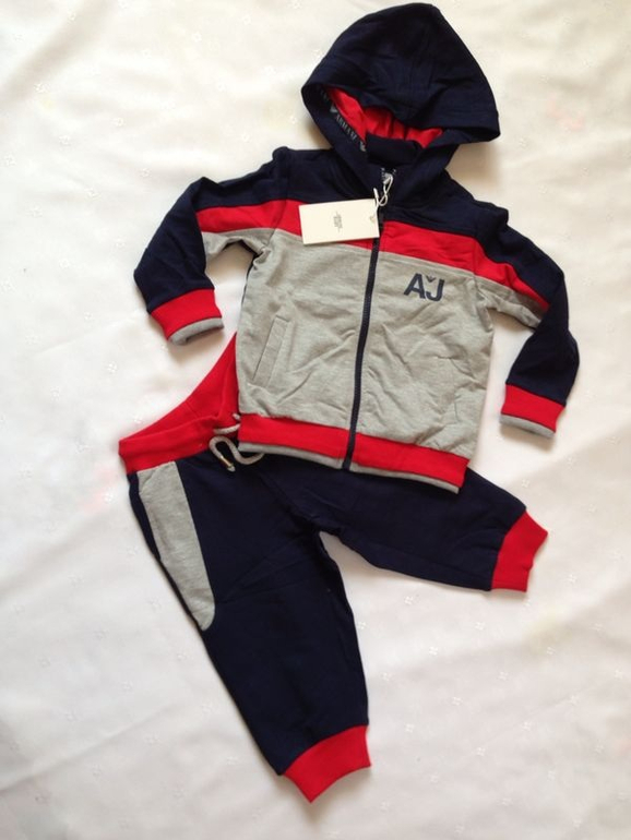 Детская одежда в наличии! Отправляю во все города! Armani junior, D&G junior! Размеры уточняйте!