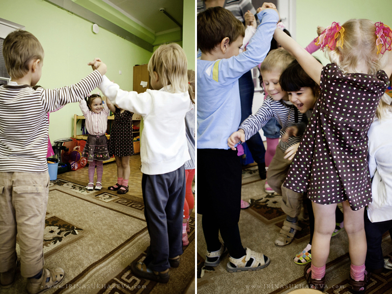 Один день из жизни в детском саду. Часть 2. Играем.