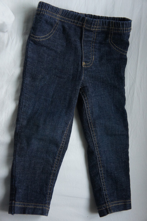 Джинсы стрейч зауженные Carters. 12-18 мес. В идеале. 350 р.