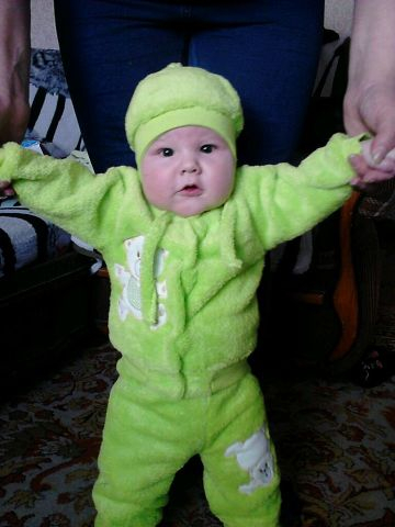 Ура)))))Нам сегодня 5 месяцев!!!!!
