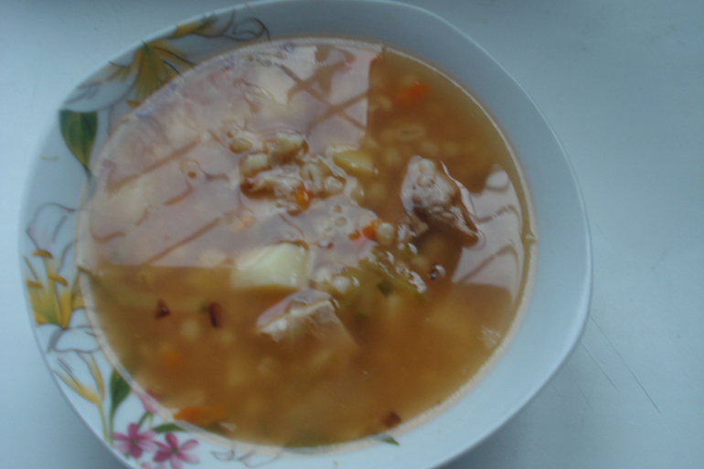 Рассольник-экономное первое блюдо и очень вкусное !!!